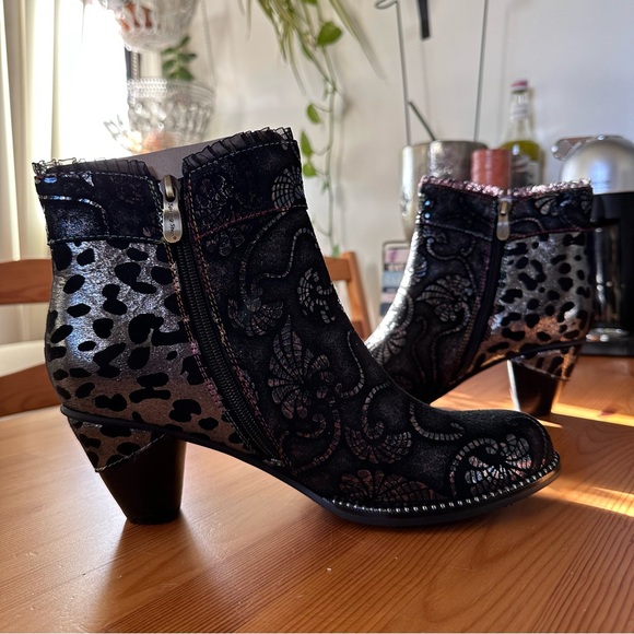NWT L'Artiste Dessa Bootie - Picture 7 of 16